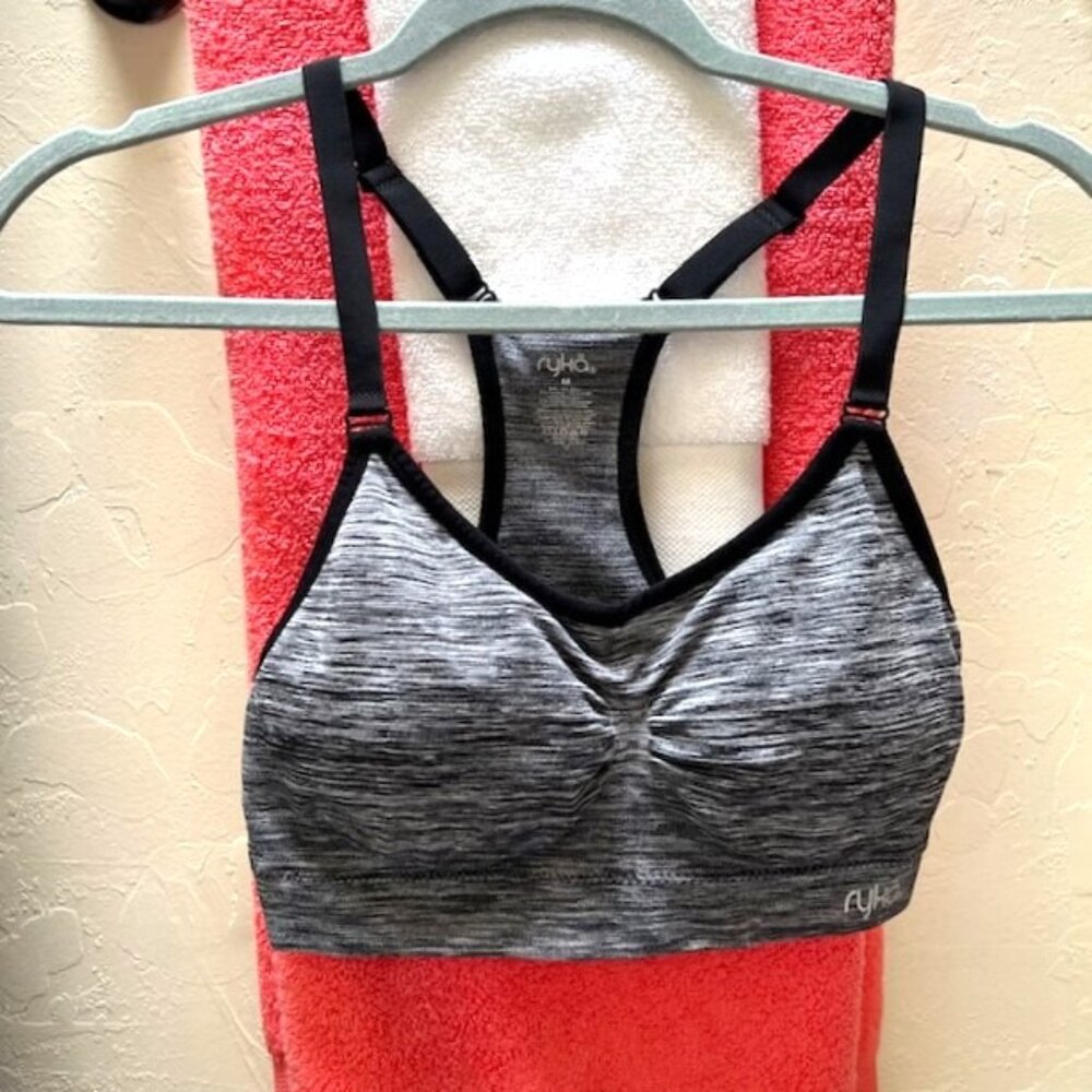 RYKA RACER BACK SPORTS BRA EUC M  SLIGHTLY PADDED